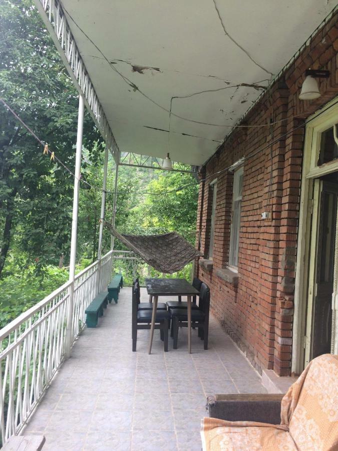 Guesthouse Malkhazi 보르조미 외부 사진