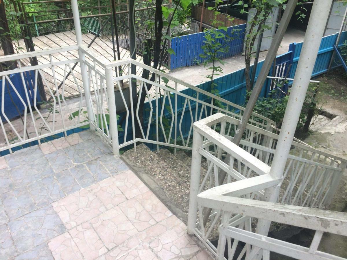 Guesthouse Malkhazi 보르조미 외부 사진